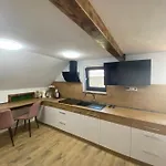 Privat U Zdenky Apartment *